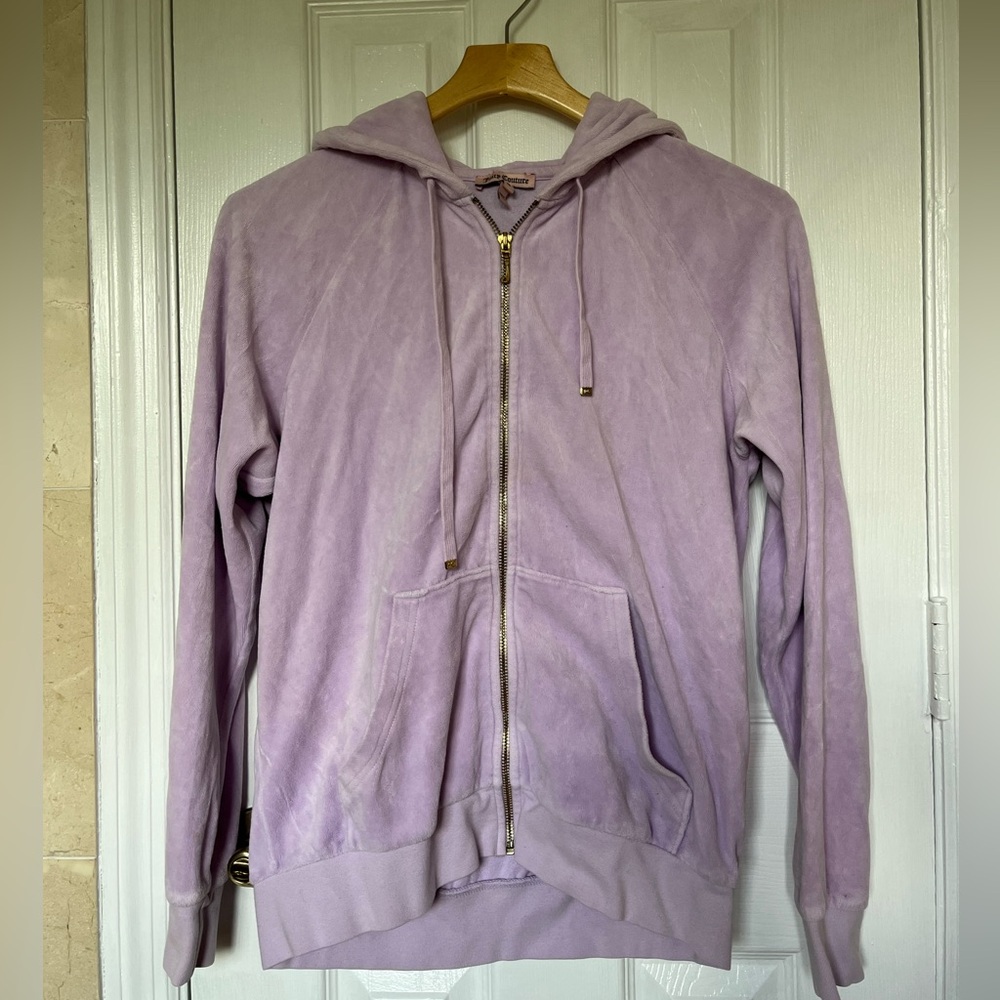 Juicy Couture | Velour Light Purple Zip-Up Hoodie with Gold Hardware - size M